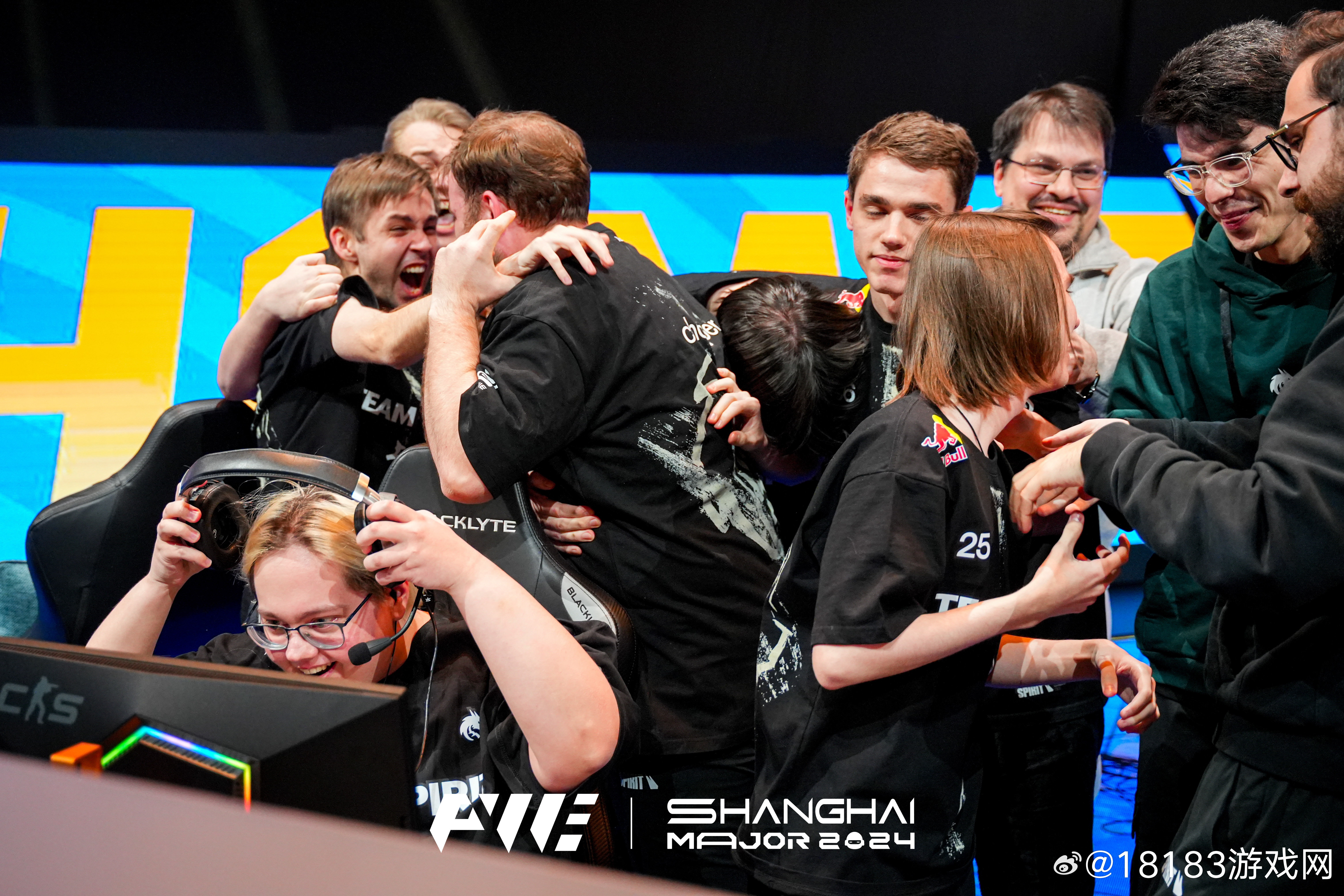 关于HLE鏖战DK，Jankos操刀奇招英雄翻盘鏖战多局半决赛，点燃全场激情的信息