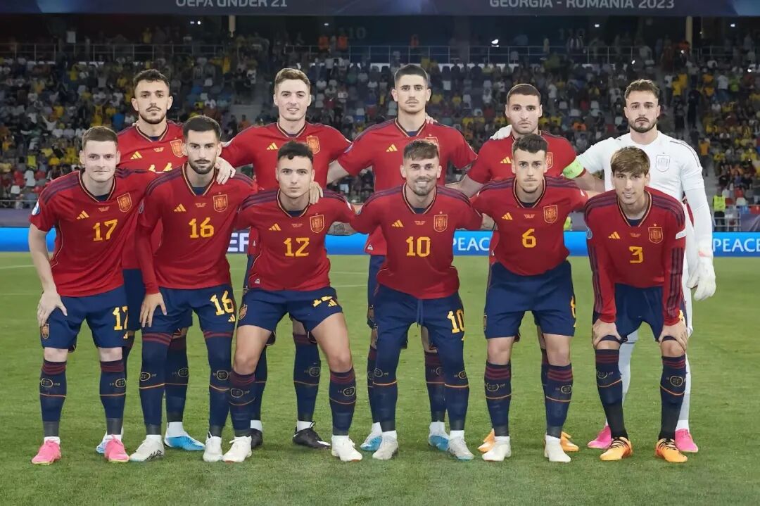 西班牙击败乌克兰，小组领跑稳固的简单介绍