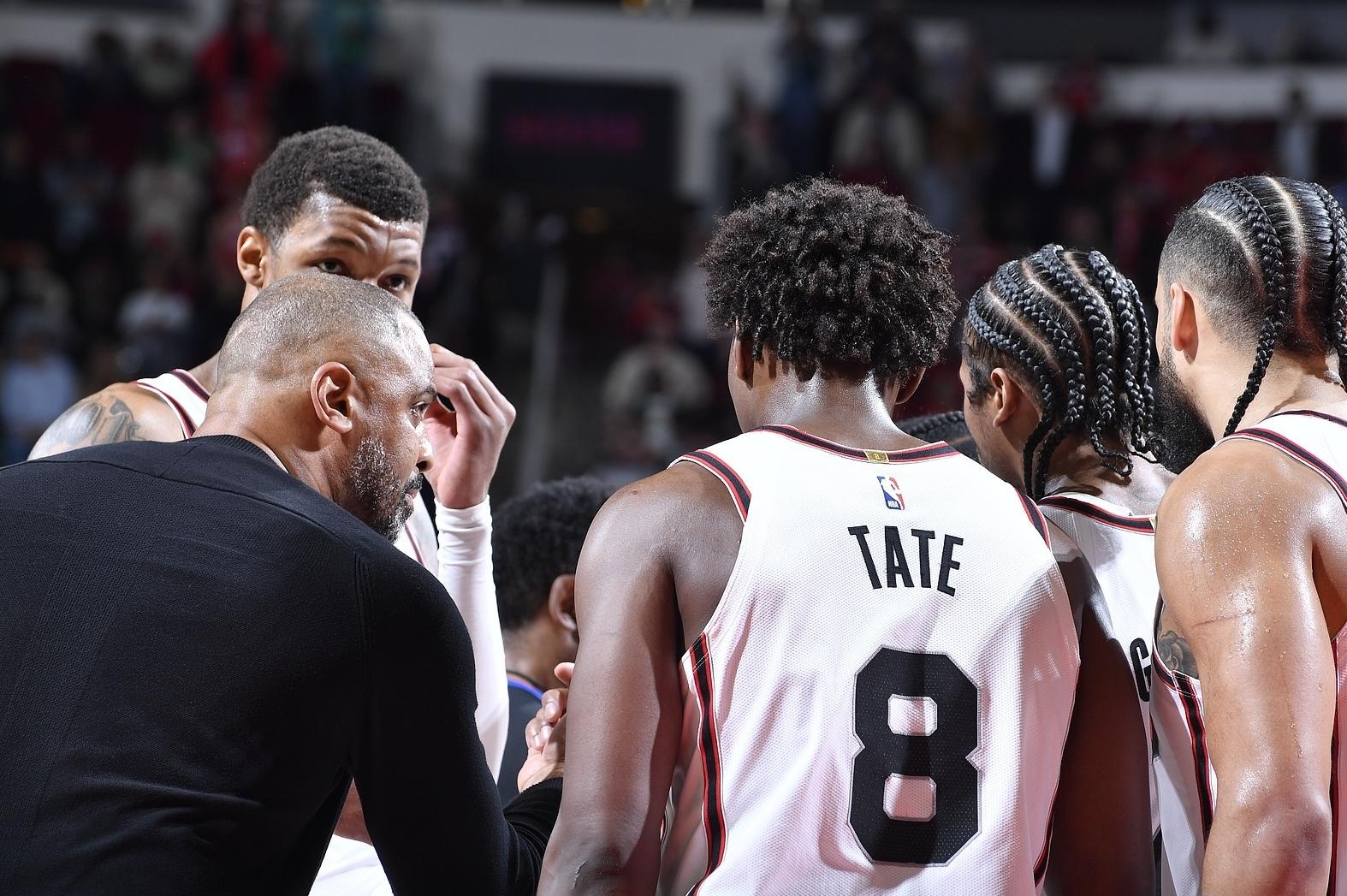 火箭队明星球员休养筹备新赛季充分备战迎接挑战的简单介绍