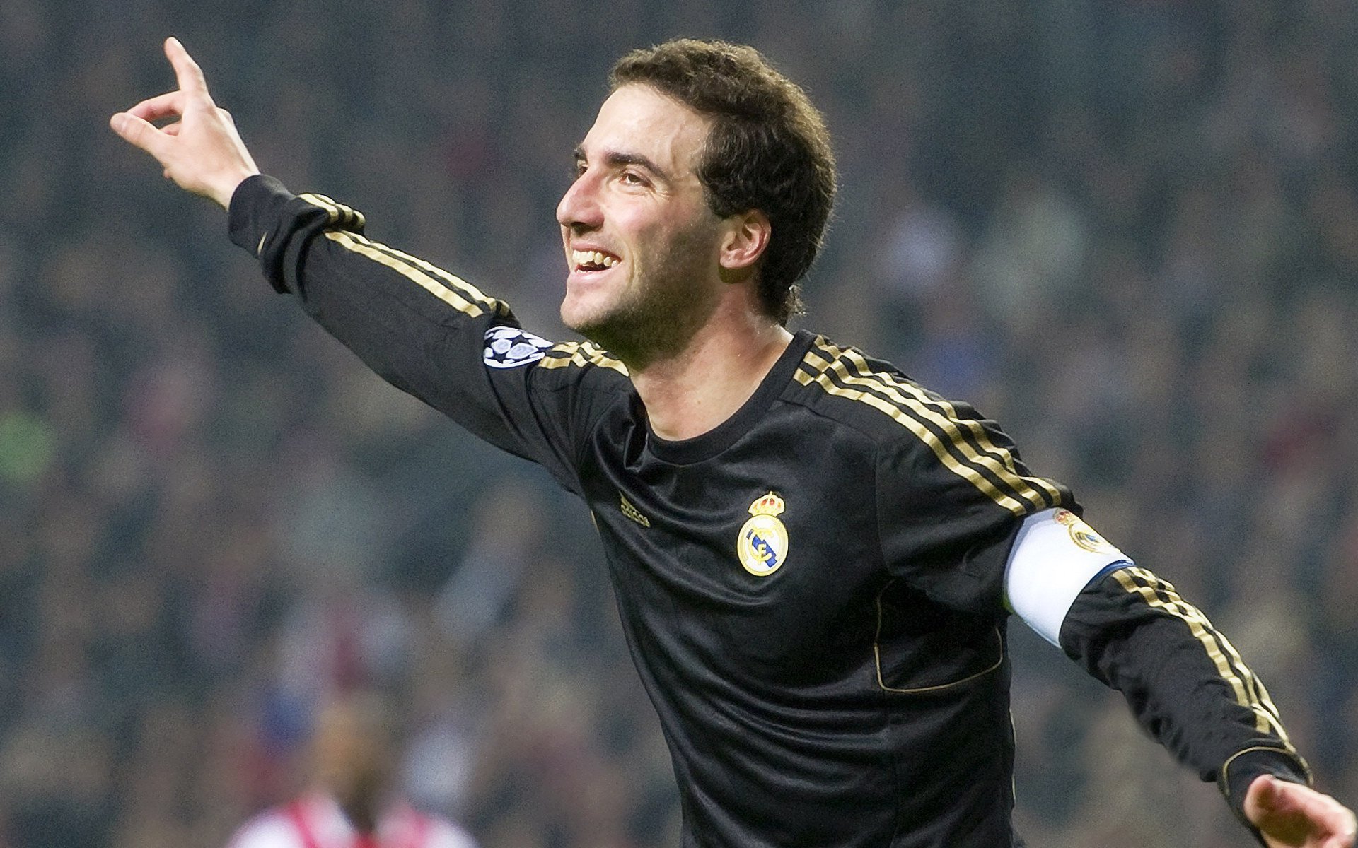 罗马神话对决欧洲红魔，孙兴慜全场最佳诠释何为无争议的伟大