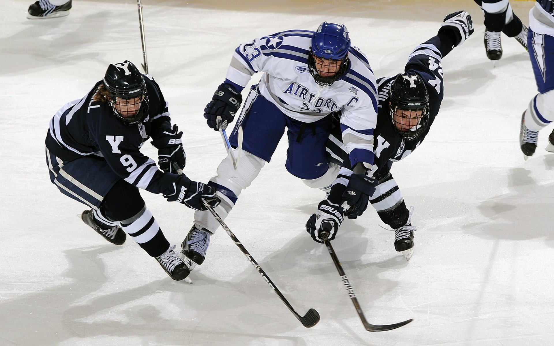 战术教科书，罗德里生涯之夜导演曼城突尼斯式压制，毕尔巴鄂迷失在体系牢笼