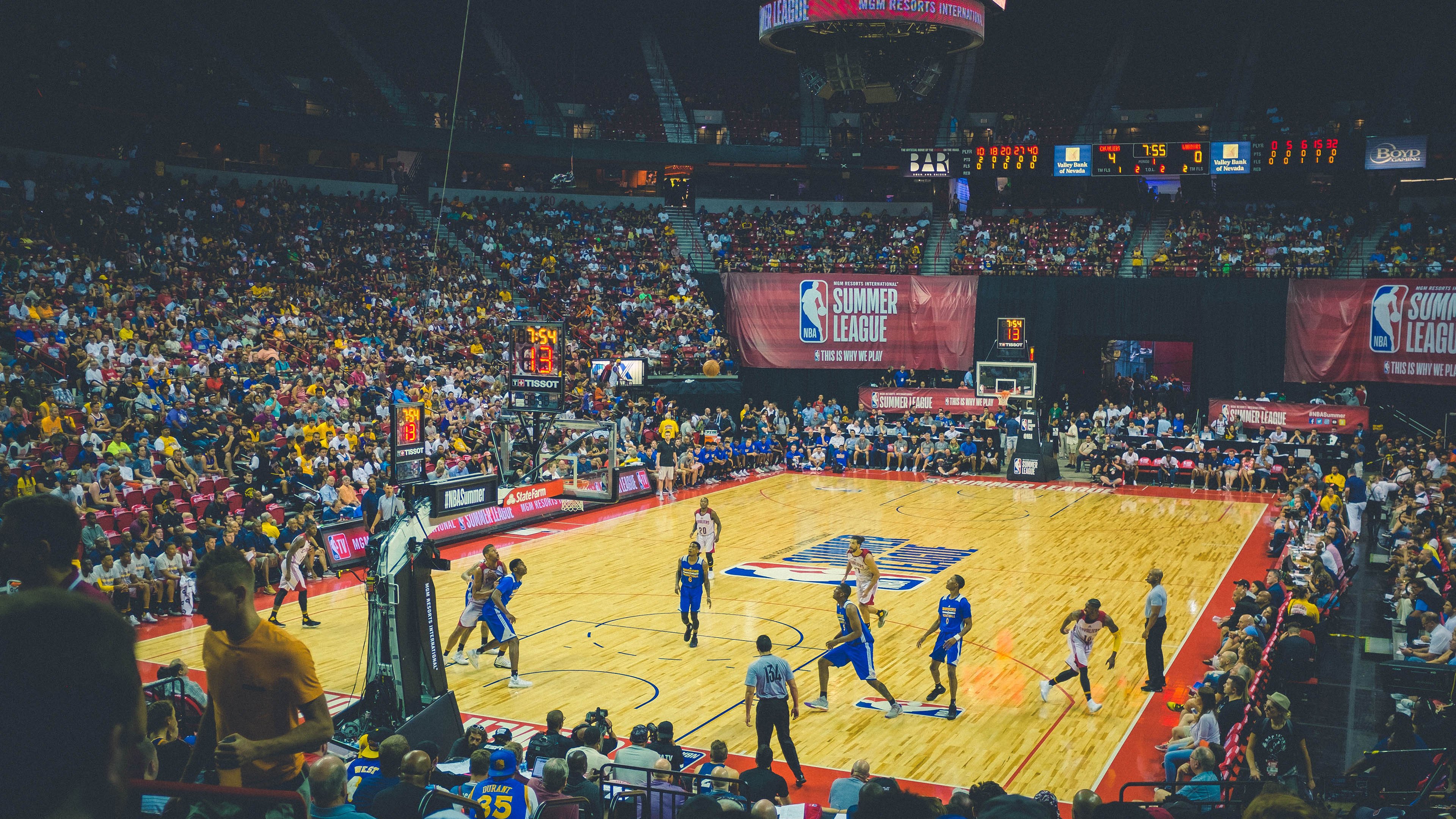 开云体育在线-卡马文加爆发改写战局，马德里竞技强行终结亚特兰大欧冠之路